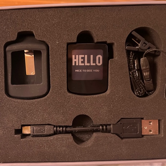 MAX Activity Tracker - Picture 2 of 4